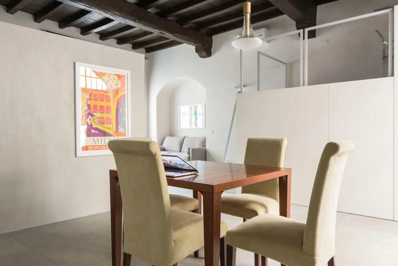 Le Scuderie Di Sant'Ambrogio Apartment Milan