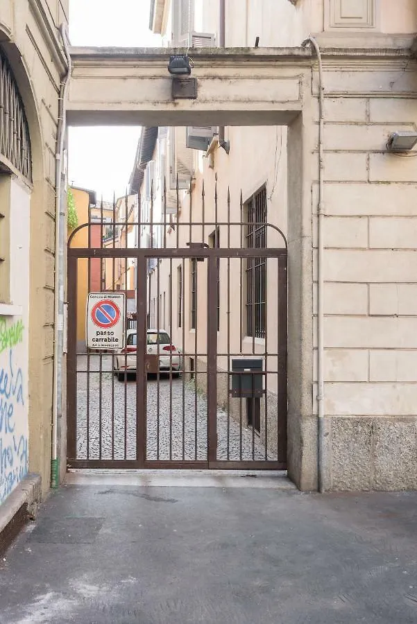 Le Scuderie Di Sant'Ambrogio Διαμέρισμα Μιλάνο