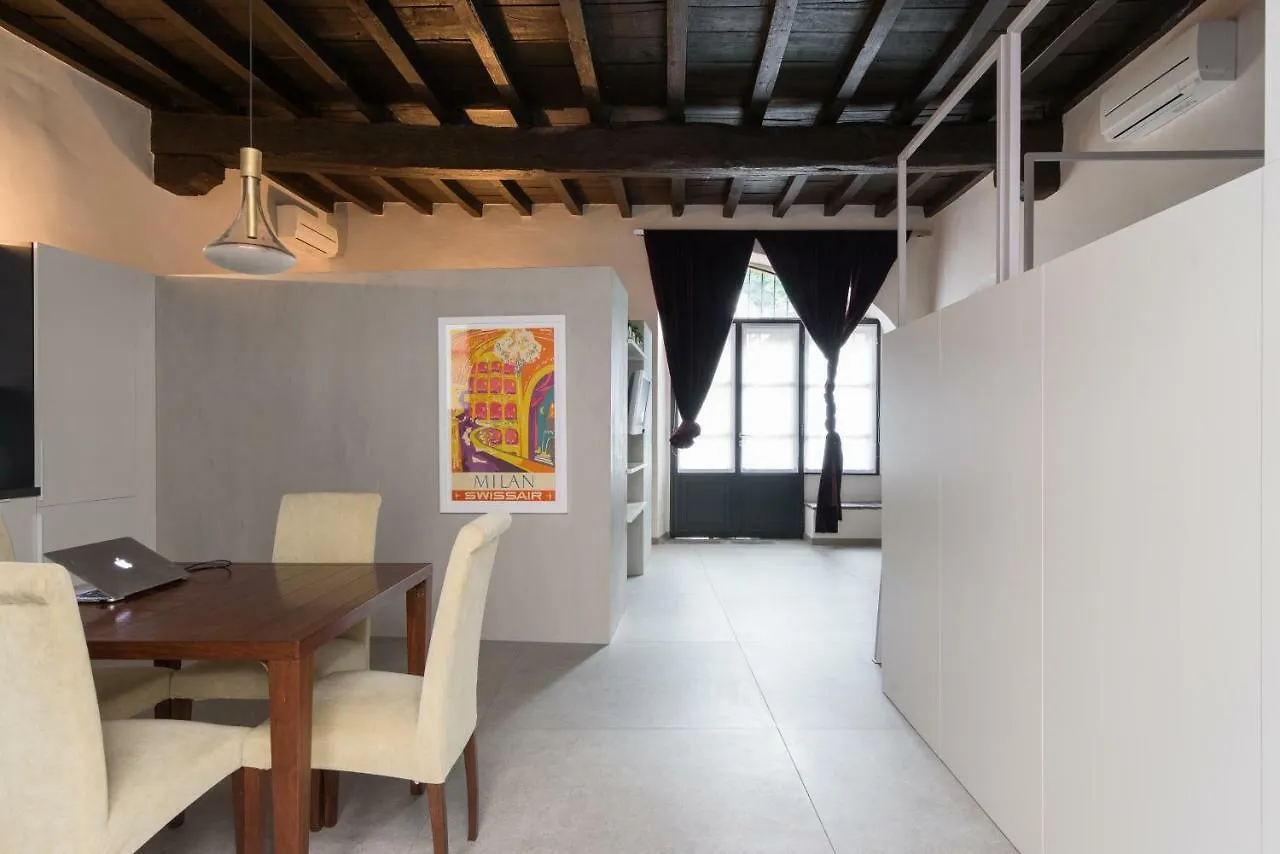 Le Scuderie Di Sant'Ambrogio Apartamento Milão